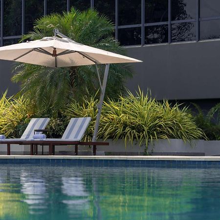 Radisson Blu Okoume Palace Hotel, Libreville Extérieur photo