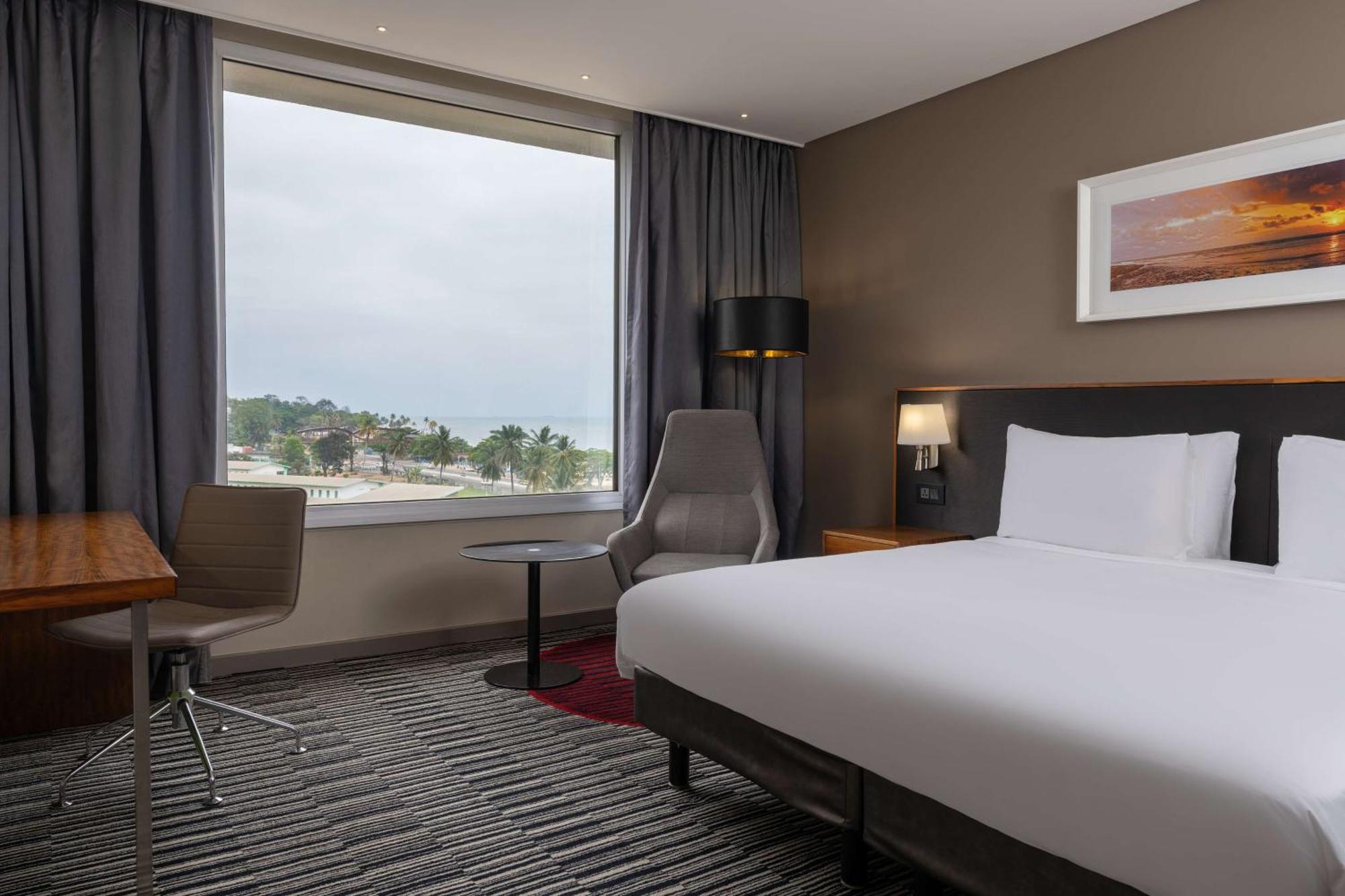 Radisson Blu Okoume Palace Hotel, Libreville Extérieur photo